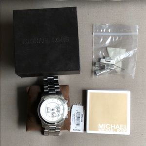 Men’s Michael Kors Silver MK8086 Watch (used)